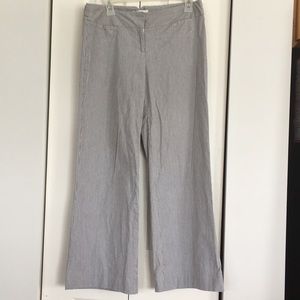 Ann Taylor Loft mini striped black/white pants